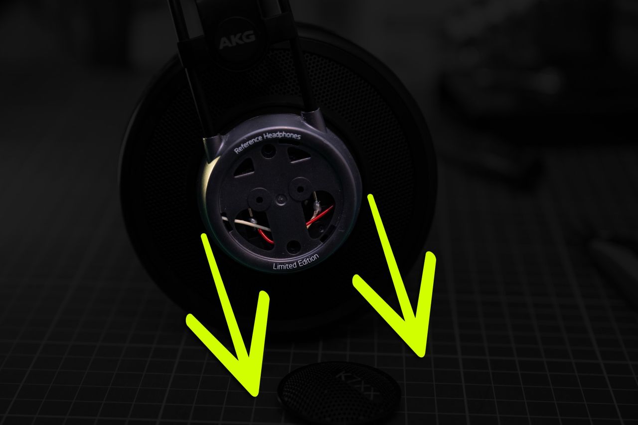 Akg k7xxx removing right side