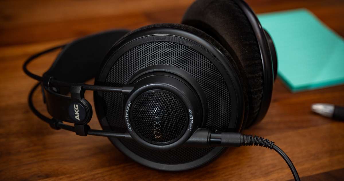 Fixing the broken right driver/no sound on my AKG K7XX headphones